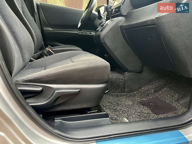 Минивэн Toyota Sienta 2018 в Белой Церкви