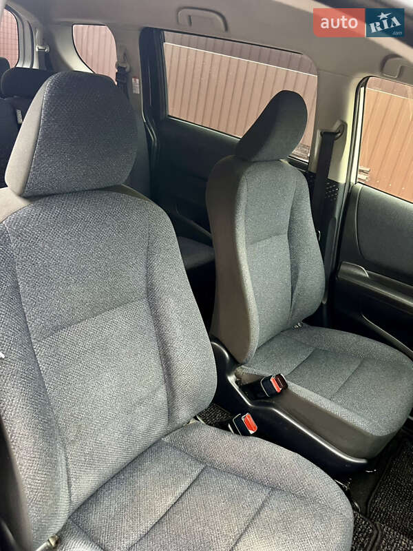 Минивэн Toyota Sienta 2018 в Белой Церкви