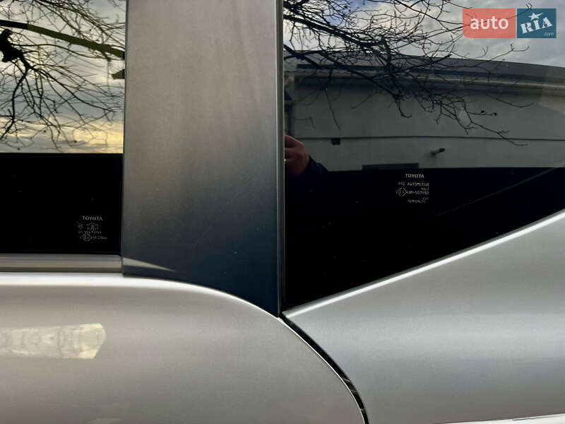 Минивэн Toyota Sienta 2018 в Белой Церкви