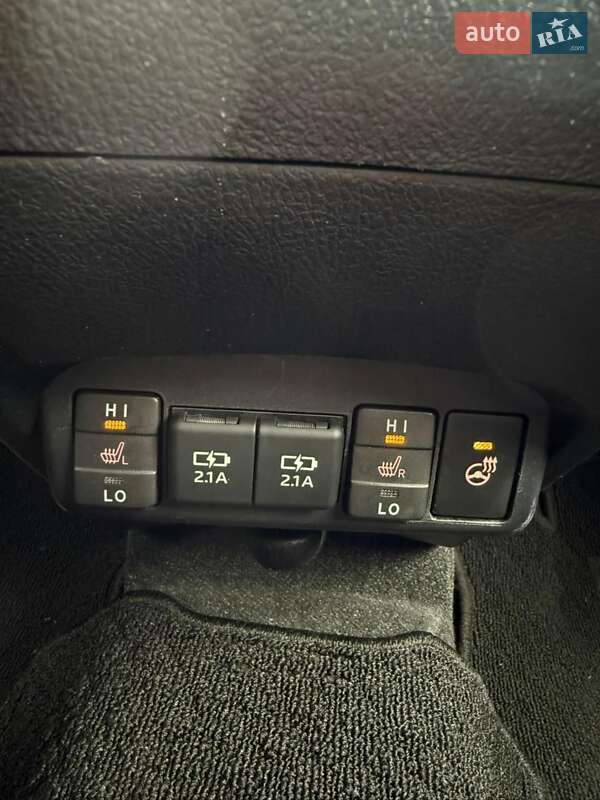 Минивэн Toyota Sienta 2020 в Фастове