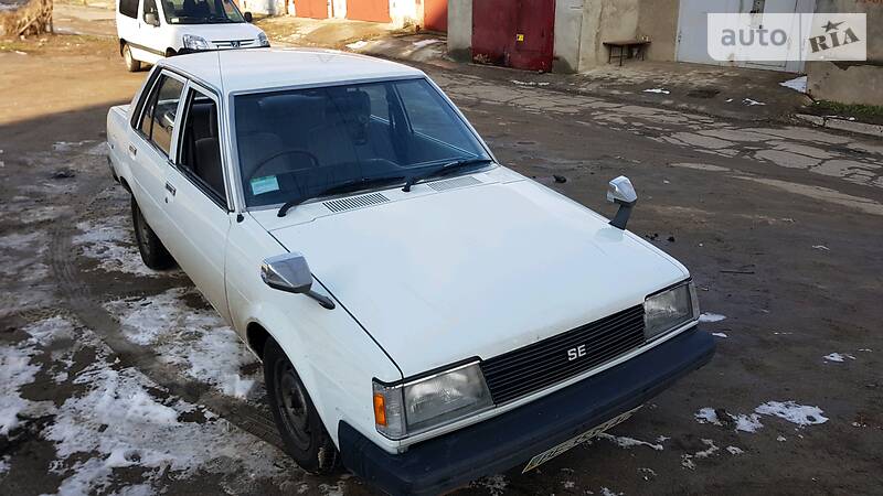 Седан Toyota Sprinter 1982 в Миколаєві