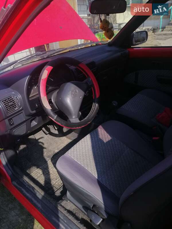 Хэтчбек Toyota Starlet 1994 в Никополе