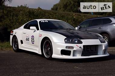 Купе Toyota Supra 1994 в 