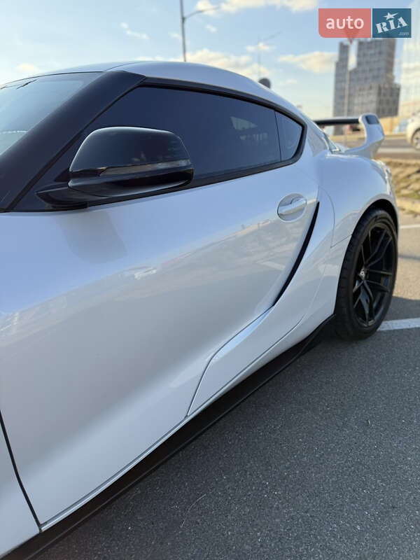 Купе Toyota Supra 2021 в Киеве