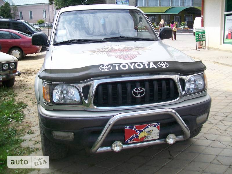 Пікап Toyota Tacoma 2002 в Чернівцях