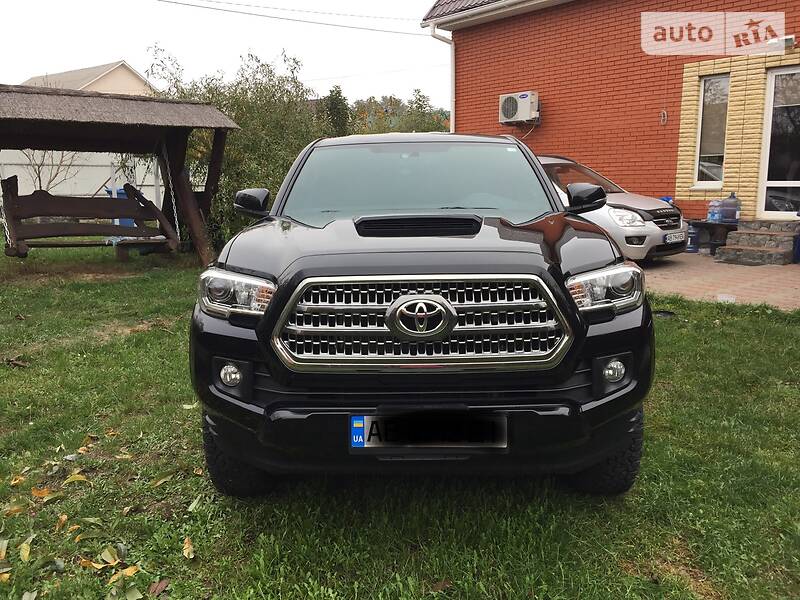 Пікап Toyota Tacoma 2017 в Вінниці