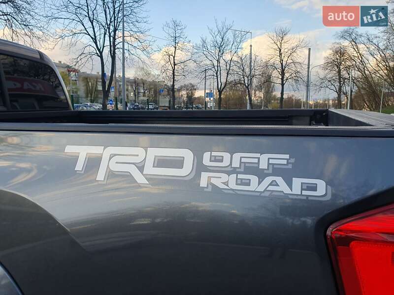 Пикап Toyota Tacoma 2017 в Киеве