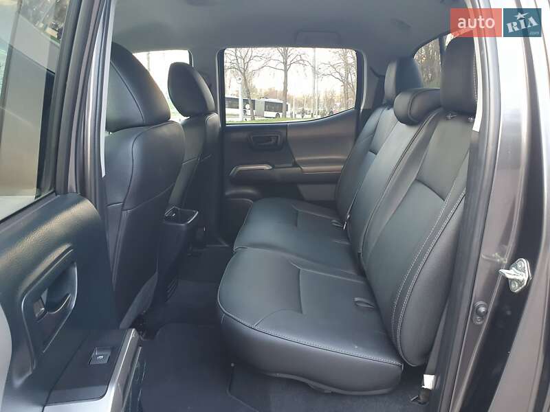 Пикап Toyota Tacoma 2017 в Киеве