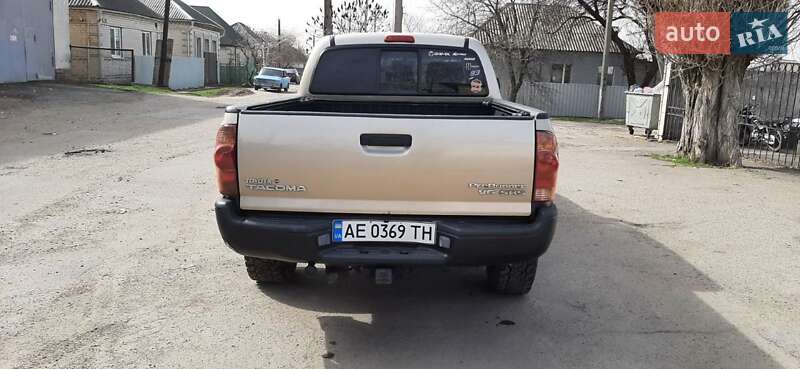 Пікап Toyota Tacoma 2005 в Синельниковому