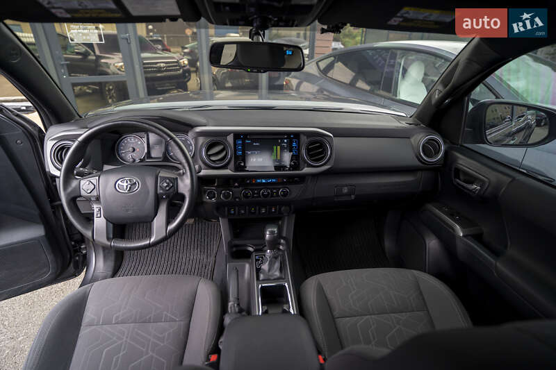 Пикап Toyota Tacoma 2016 в Киеве