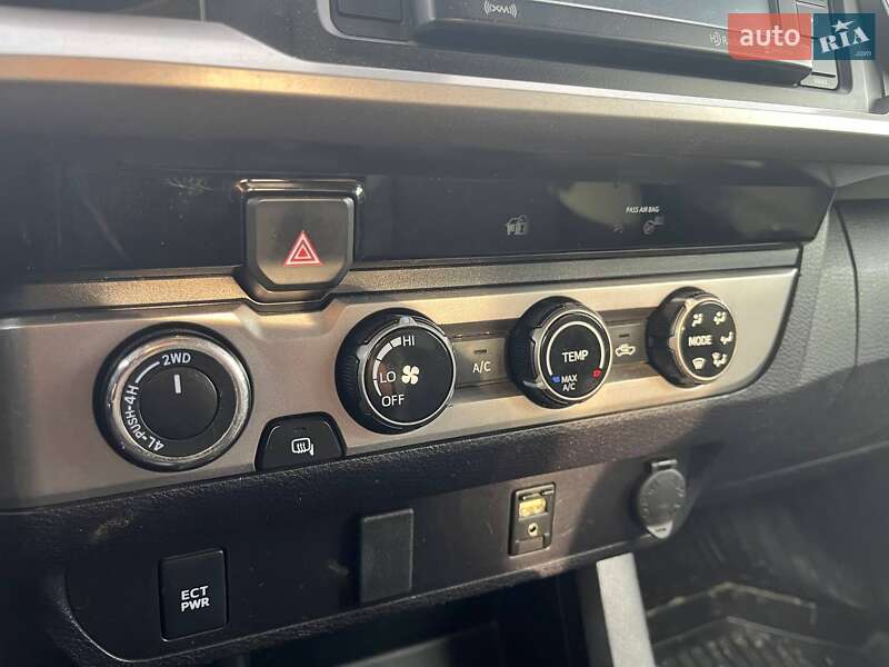 Пикап Toyota Tacoma 2018 в Киеве фото 21 Пикап Toyota Tacoma 2018 в Киеве