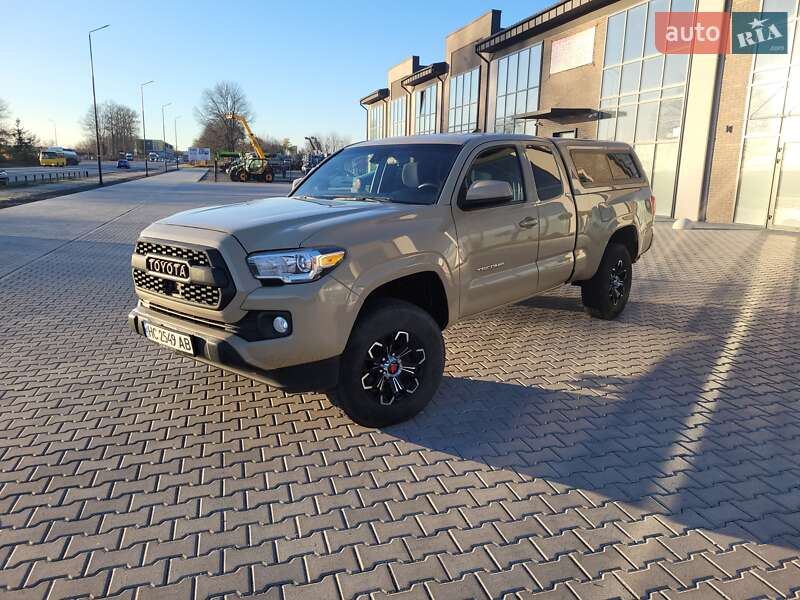 Пикап Toyota Tacoma 2018 в Тернополе