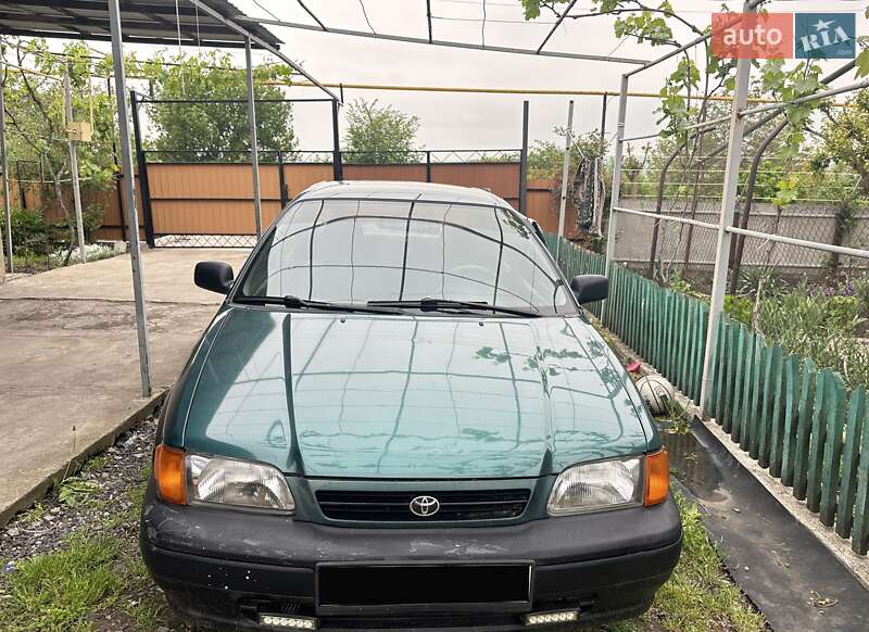 Седан Toyota Tercel 1997 в 