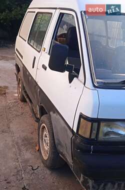 Мінівен Toyota Town Ace 1987 в Кривому Розі