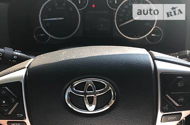 Пикап Toyota Tundra 2014 в Сокирянах