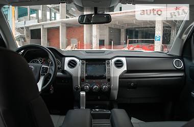 Пикап Toyota Tundra 2015 в Харькове