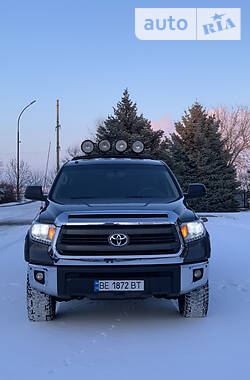 Пикап Toyota Tundra 2014 в Южноукраинске