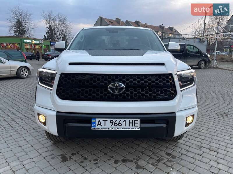 Пікап Toyota Tundra 2018 в Коломиї