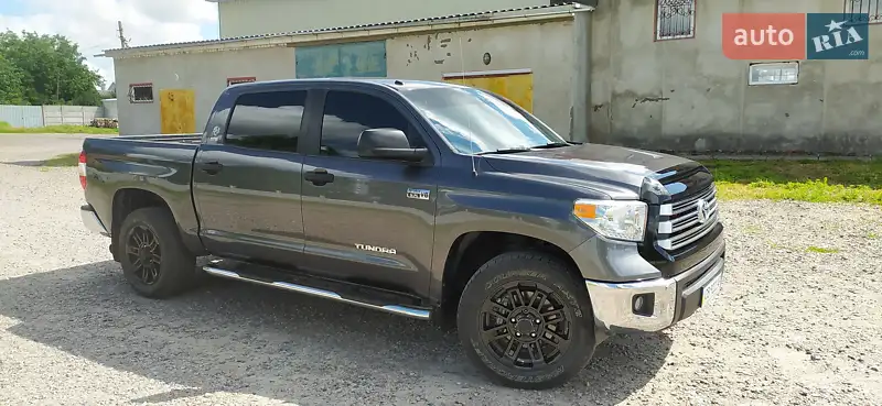 Toyota Tundra
