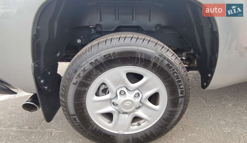 Пікап Toyota Tundra 2021 в Києві