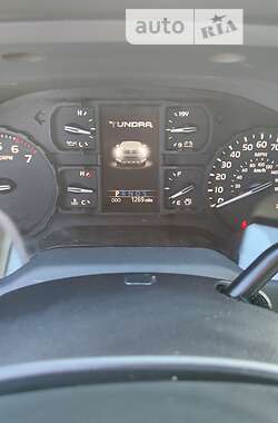 Пікап Toyota Tundra 2021 в Києві