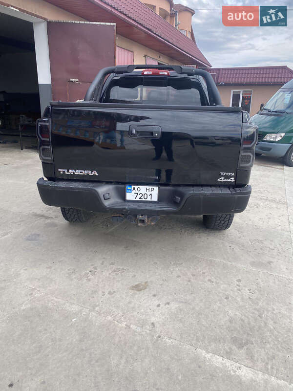 Пикап Toyota Tundra 2012 в Тячеве