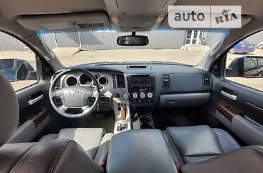 Пикап Toyota Tundra 2010 в 
