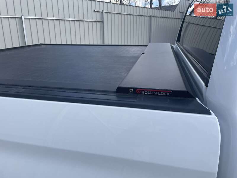 Пікап Toyota Tundra 2014 в Києві