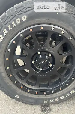 Toyota Tundra 2016