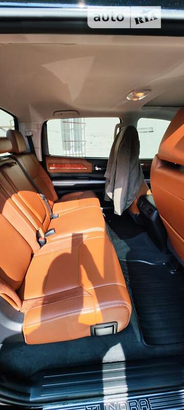 Пикап Toyota Tundra 2019 в Львове