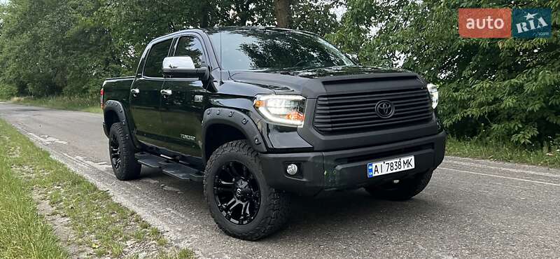 Toyota Tundra 2015