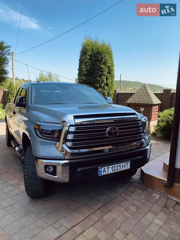 Toyota Tundra