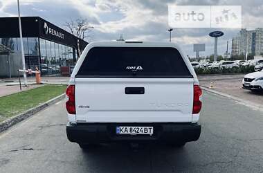 Пикап Toyota Tundra 2018 в Киеве