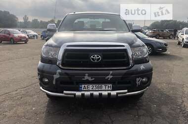 Пикап Toyota Tundra 2012 в Киеве