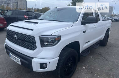 Пикап Toyota Tundra 2018 в Киеве