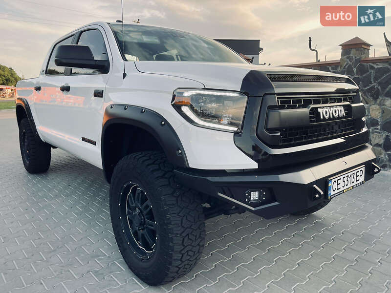 Пікап Toyota Tundra 2018 в Луцьку