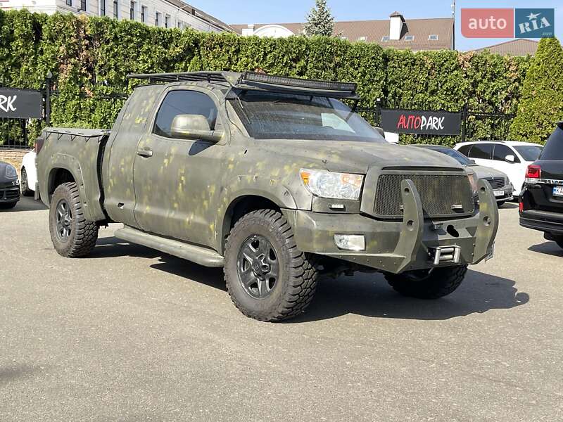 Toyota Tundra 2009