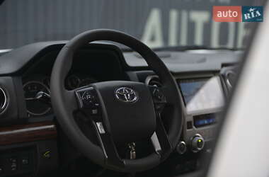 Пикап Toyota Tundra 2014 в 