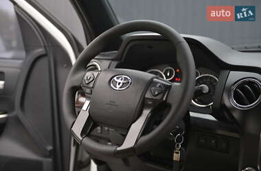 Пикап Toyota Tundra 2014 в 