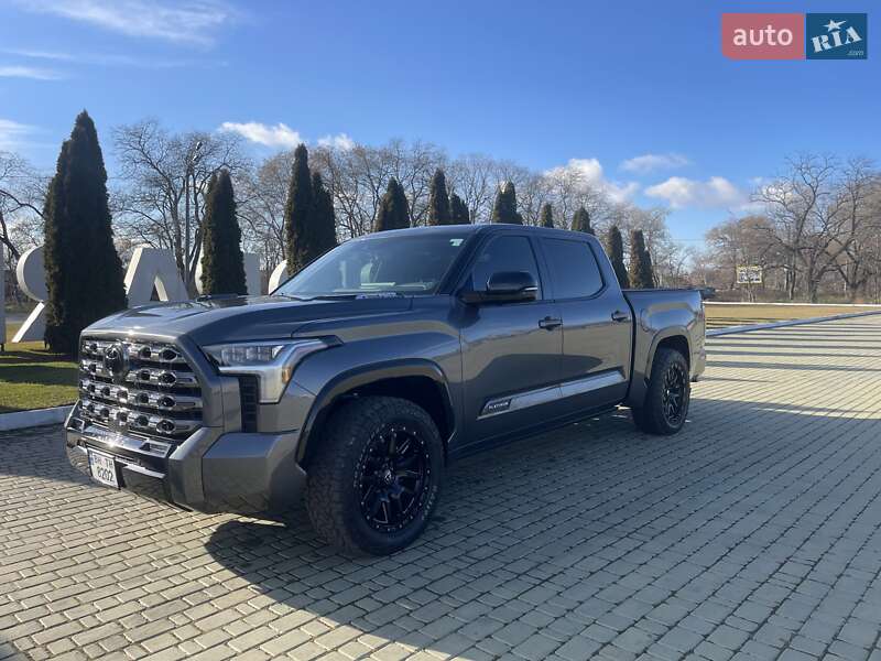 Пикап Toyota Tundra 2023 в Одессе