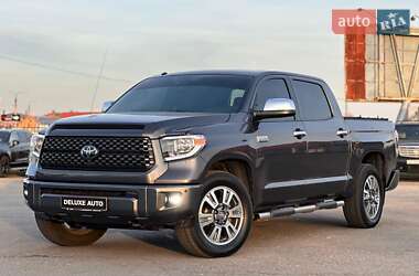 Пикап Toyota Tundra 2019 в 