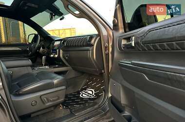 Пикап Toyota Tundra 2019 в 