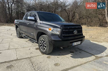 Пикап Toyota Tundra 2014 в Львове