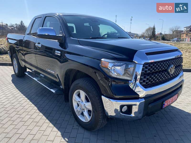 Пикап Toyota Tundra 2020 в 