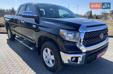 Пикап Toyota Tundra 2020 в 