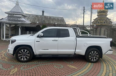 Пикап Toyota Tundra 2017 в Черновцах