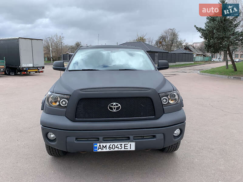 Пікап Toyota Tundra 2011 в Житомирі