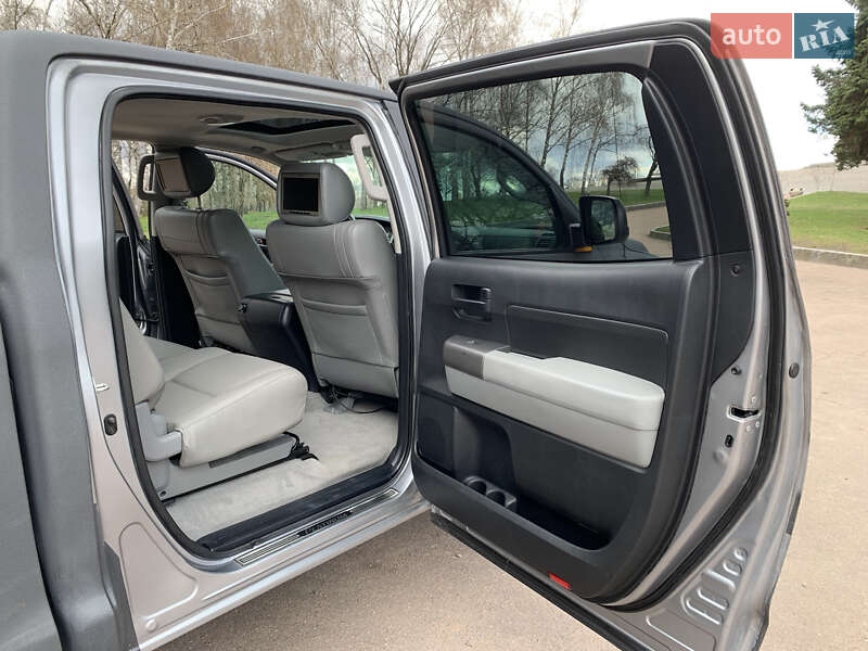 Пікап Toyota Tundra 2011 в Житомирі