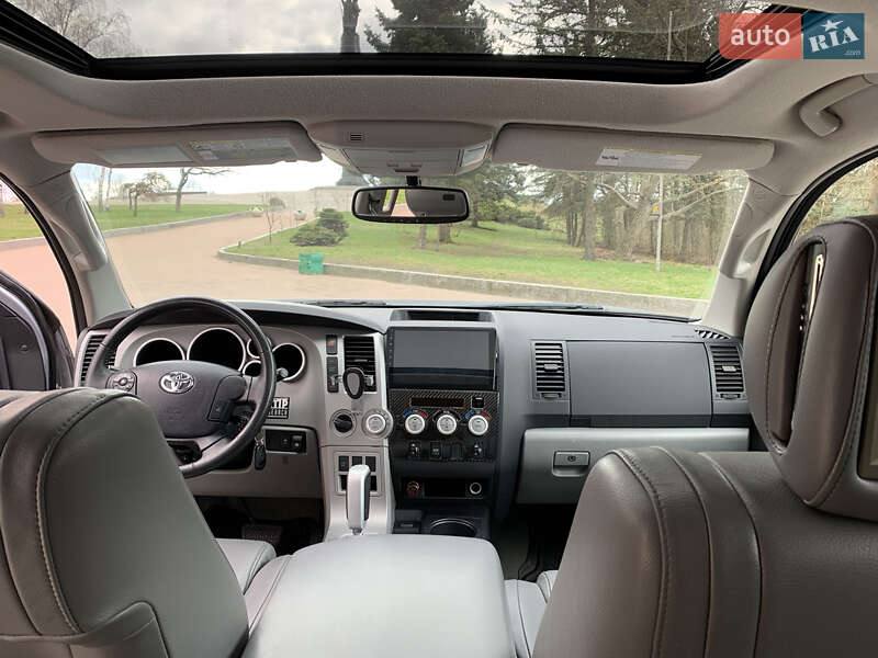 Пікап Toyota Tundra 2011 в Житомирі