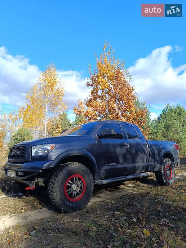 Toyota Tundra 2013